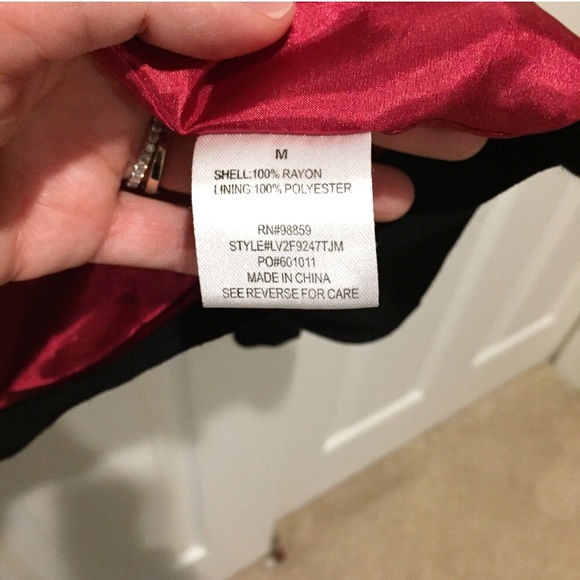 **SOLD** Olive & Oak Relaxed Blazer - Black - Picture 5 of 7